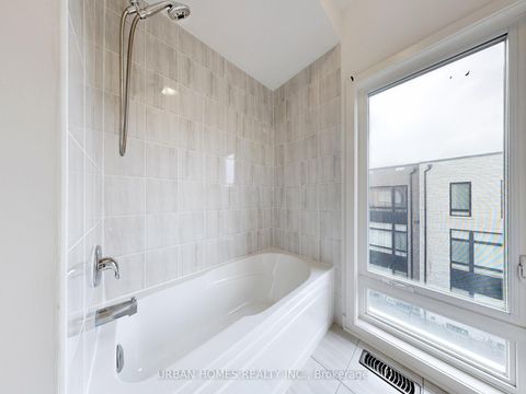 Photo 32 at 41 Gerussi Street, Vellore Village, Vaughan