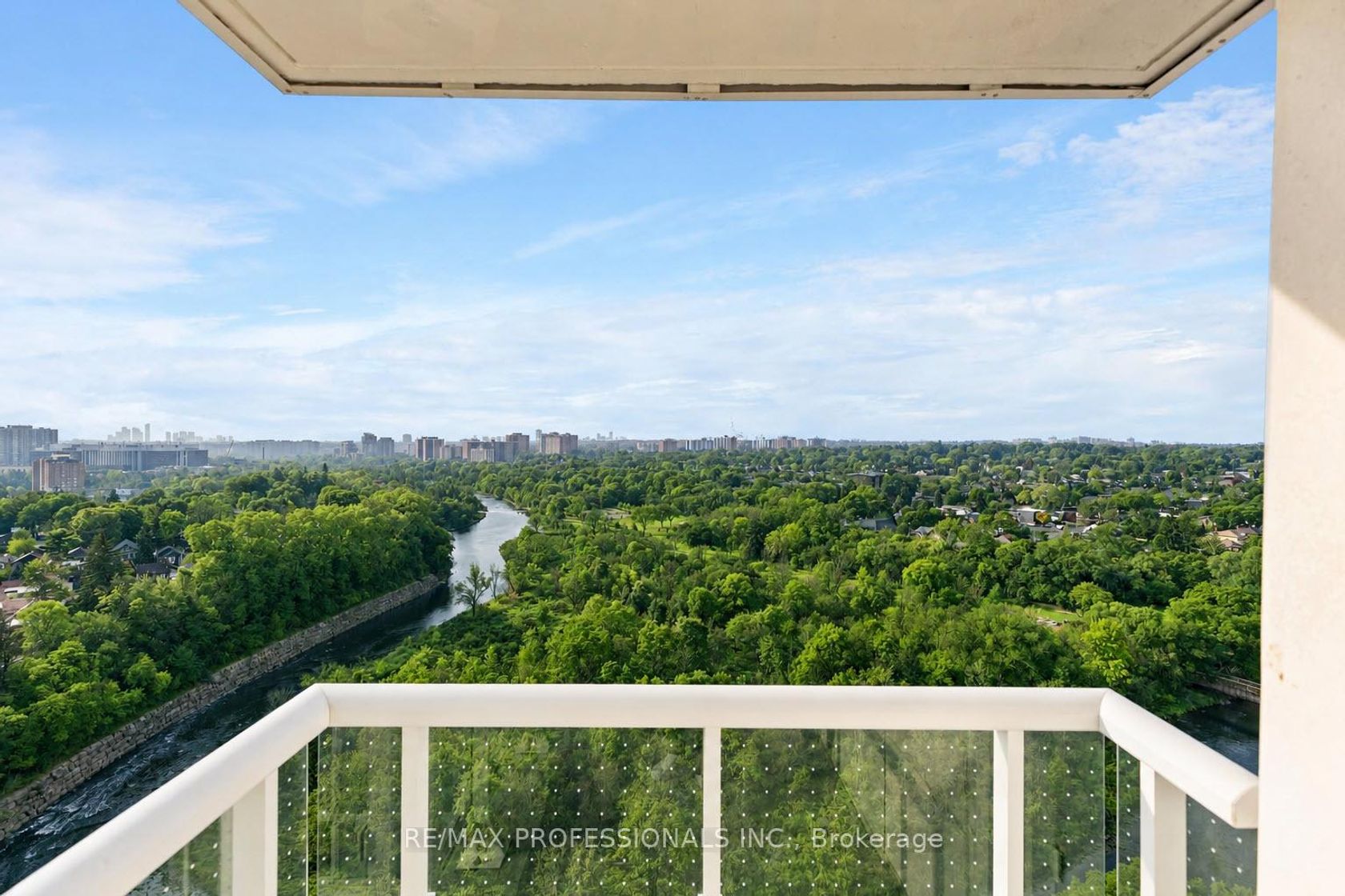 1603 - 10 Wilby Crescent, Weston, Toronto photo 0