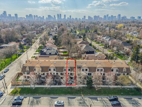 Photo 1 at 3002 Bayview Avenue, Willowdale East, Toronto