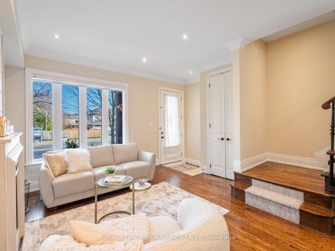 Photo 8 at 3002 Bayview Avenue, Willowdale East, Toronto