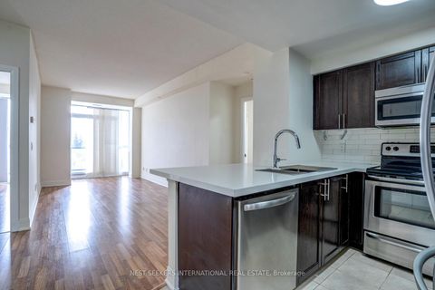 Photo 3 at 504 - 4700 Highway 7 Road, East Woodbridge, Vaughan
