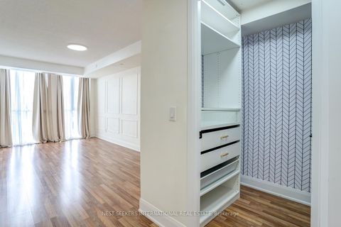 Photo 8 at 504 - 4700 Highway 7 Road, East Woodbridge, Vaughan