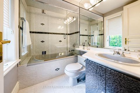 Photo 18 at 43 Cowan Drive, East Woodbridge, Vaughan