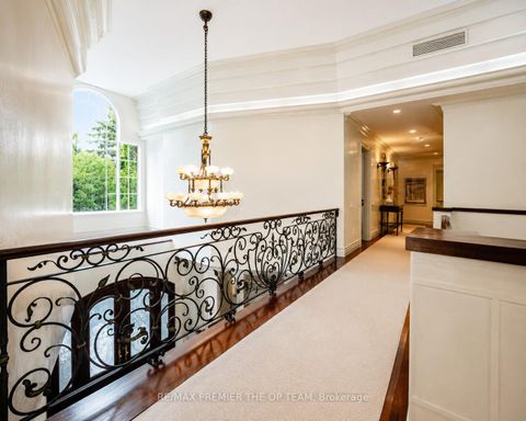 Photo 19 at 43 Cowan Drive, East Woodbridge, Vaughan