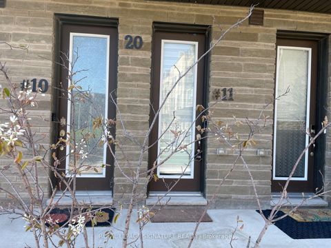 Photo 6 at 11 - 20 WoodStream Drive, Clairville, Toronto