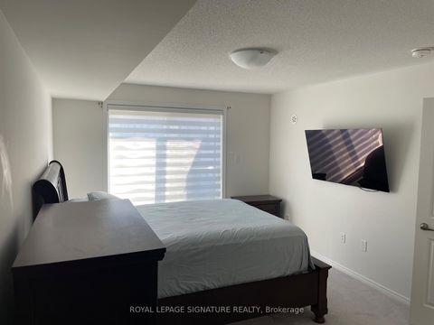 Photo 17 at 11 - 20 WoodStream Drive, Clairville, Toronto