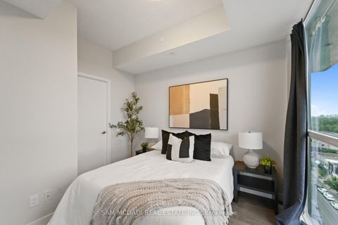 Photo 14 at 903 - 2055 Danforth Avenue, Woodbine Corridor, Toronto