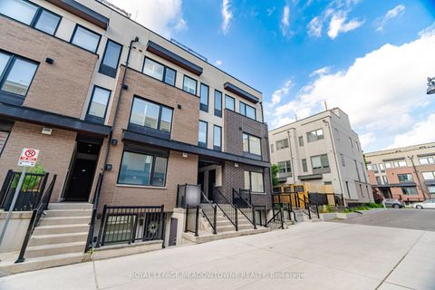 Photo 2 at 12 - 146 William Duncan Road, CFB, Toronto