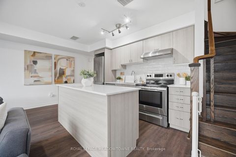 Photo 7 at 12 - 146 William Duncan Road, CFB, Toronto