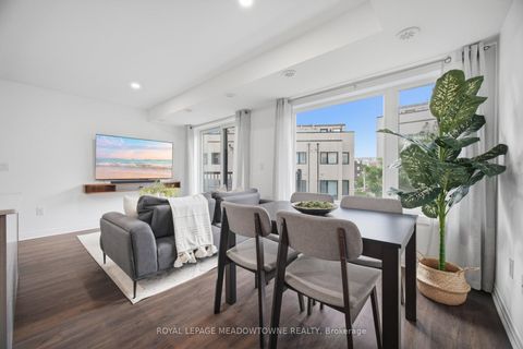 Photo 15 at 12 - 146 William Duncan Road, CFB, Toronto