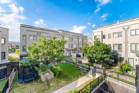 Photo 21 at 12 - 146 William Duncan Road, CFB, Toronto