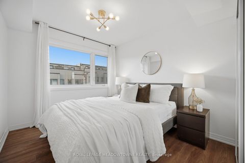 Photo 28 at 12 - 146 William Duncan Road, CFB, Toronto