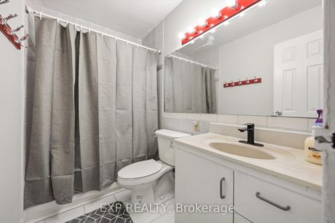 Photo 13 at PH08 - 715 Don Mills Road, Flemingdon Park, Toronto