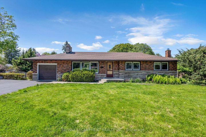 Photo 0 at 626 Iroquois Avenue, Ancaster, Hamilton