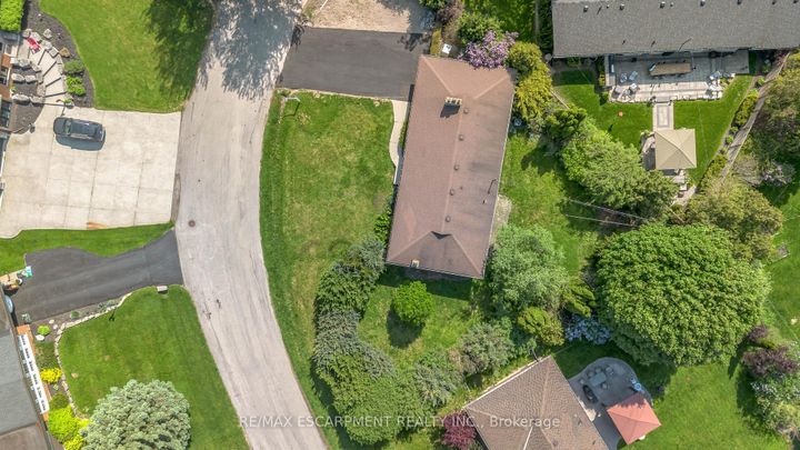Photo 43 at 626 Iroquois Avenue, Ancaster, Hamilton
