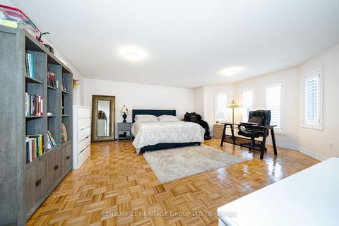 Photo 15 at 2211 Old Rutherford Road, Maple, Vaughan