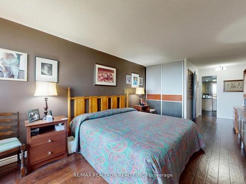 Photo 15 at 1208 - 5 Kenneth Avenue, Willowdale East, Toronto