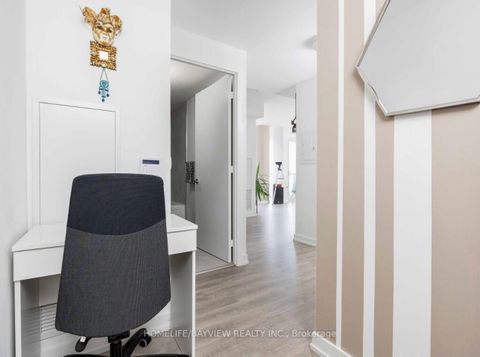 Photo 14 at 1402 - 158 Front Street E, Moss Park, Toronto