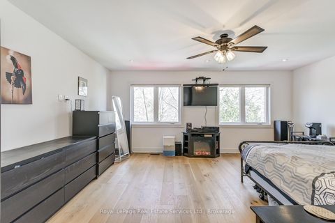 Photo 16 at 176 Leyton Avenue, Oakridge, Toronto