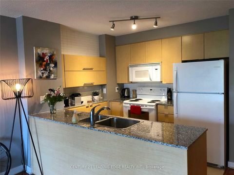 Photo 3 at 201 - 11 Brunel Court, Waterfront Communities C1, Toronto