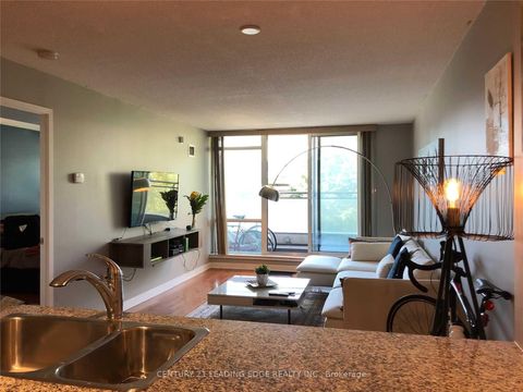Photo 8 at 201 - 11 Brunel Court, Waterfront Communities C1, Toronto