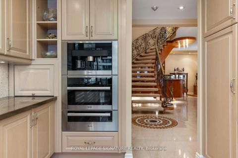 Photo 22 at PH9 - 7300 Yonge Street, Yorkhill, Vaughan