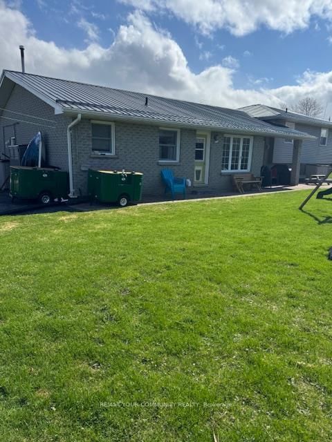 Photo 17 at 72 Douglas Street, Sutton & Jackson's Point, Georgina