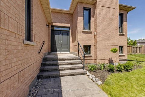 Photo 4 at 14 Aynsley Place, Keswick North, Georgina