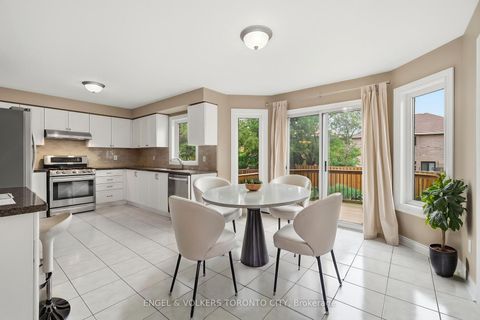 Photo 14 at 24 Timber Valley Avenue, Oak Ridges, Richmond Hill