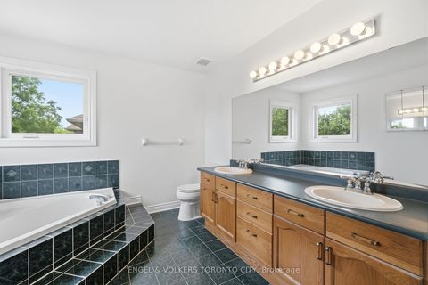Photo 26 at 24 Timber Valley Avenue, Oak Ridges, Richmond Hill