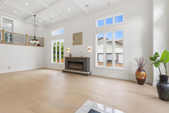 Photo 5 at 1750 Lincolnshire Boulevard, Lakeview, Mississauga
