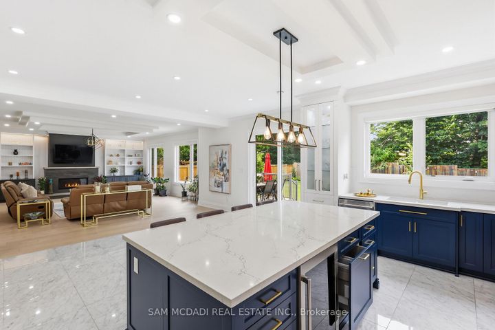 Photo 11 at 1750 Lincolnshire Boulevard, Lakeview, Mississauga