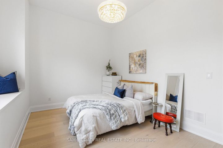 Photo 16 at 1750 Lincolnshire Boulevard, Lakeview, Mississauga