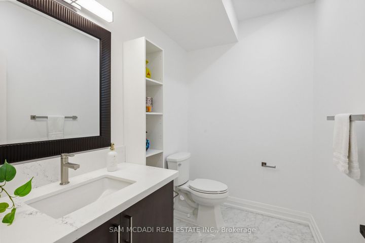 Photo 39 at 1750 Lincolnshire Boulevard, Lakeview, Mississauga