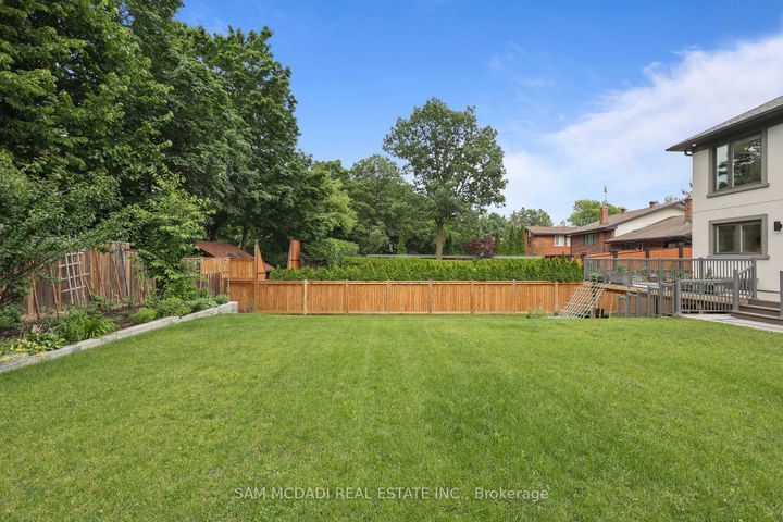 Photo 43 at 1750 Lincolnshire Boulevard, Lakeview, Mississauga