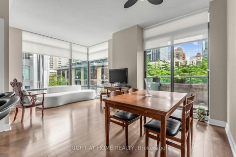 Photo 2 at 305 - 18 Yorkville Avenue, Annex, Toronto
