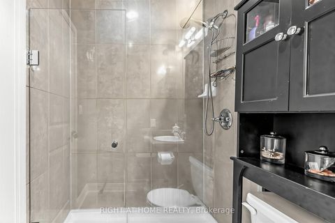 Photo 10 at 305 - 18 Yorkville Avenue, Annex, Toronto