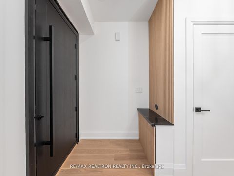 Photo 5 at 283 Euclid Avenue, Bellwoods, Toronto