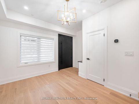 Photo 6 at 283 Euclid Avenue, Bellwoods, Toronto