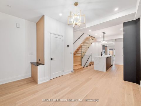 Photo 8 at 283 Euclid Avenue, Bellwoods, Toronto