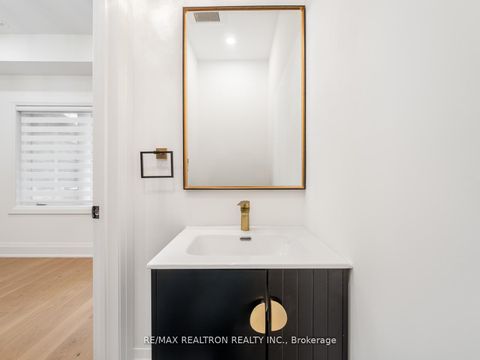 Photo 15 at 283 Euclid Avenue, Bellwoods, Toronto