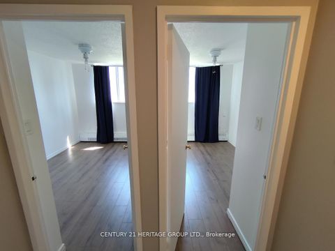 Photo 14 at 612 - 100 Lotherton Pathway, Glen Park, Toronto