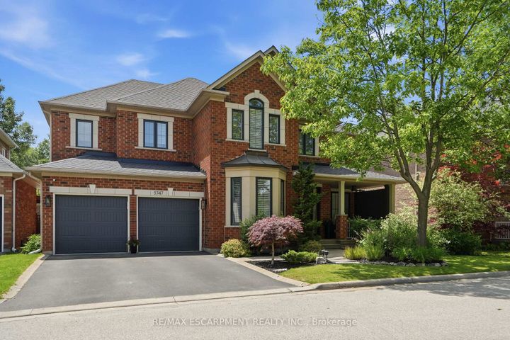 Photo 1 at 5347 Jameson Crescent, Orchard, Burlington