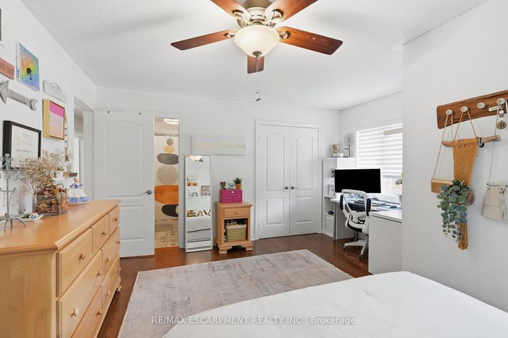 Photo 26 at 5347 Jameson Crescent, Orchard, Burlington