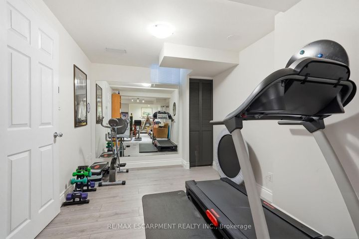 Photo 34 at 5347 Jameson Crescent, Orchard, Burlington