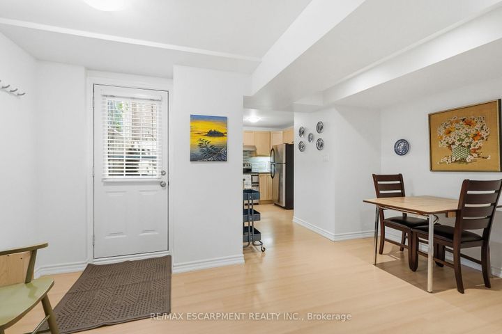 Photo 38 at 5347 Jameson Crescent, Orchard, Burlington