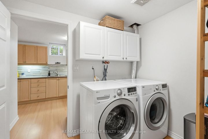 Photo 43 at 5347 Jameson Crescent, Orchard, Burlington