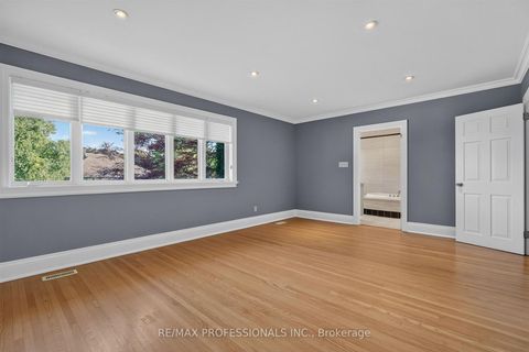 Photo 27 at 28 Aylesbury Road, Rosethorn, Toronto