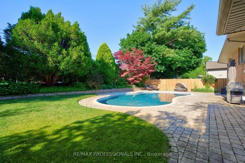Photo 43 at 28 Aylesbury Road, Rosethorn, Toronto