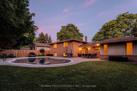 Photo 48 at 28 Aylesbury Road, Rosethorn, Toronto